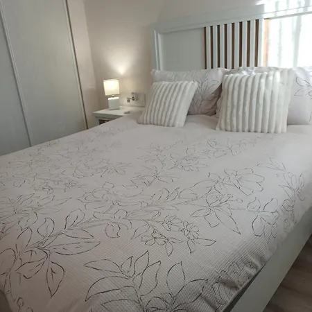 Apartman Stylish With Communal Pool Torrevieja
